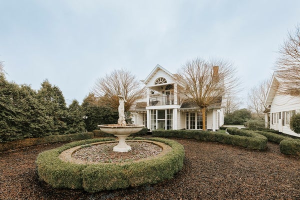 Te huur: Hellevoetsluis / €3500,00 p.m. / 185,00m2