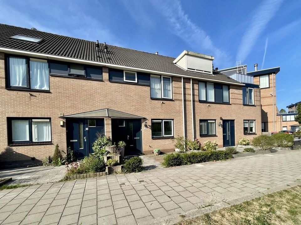 For rent: Leidschendam / €2450.00 p.m. / 155.00m2