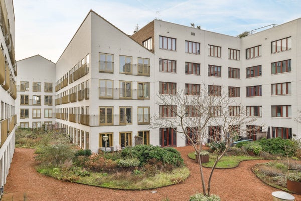 For rent: Amsterdam