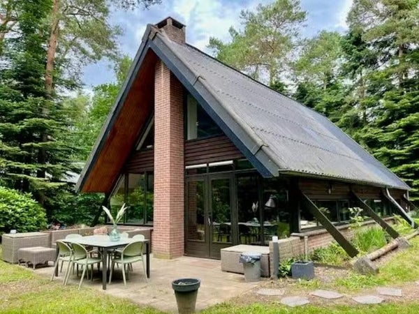 Te huur:  Eersel  / €2300 p.m. / 152m2