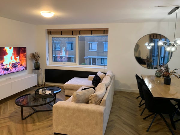 For rent: Almere / €2200.00 p.m. / 81.00m2