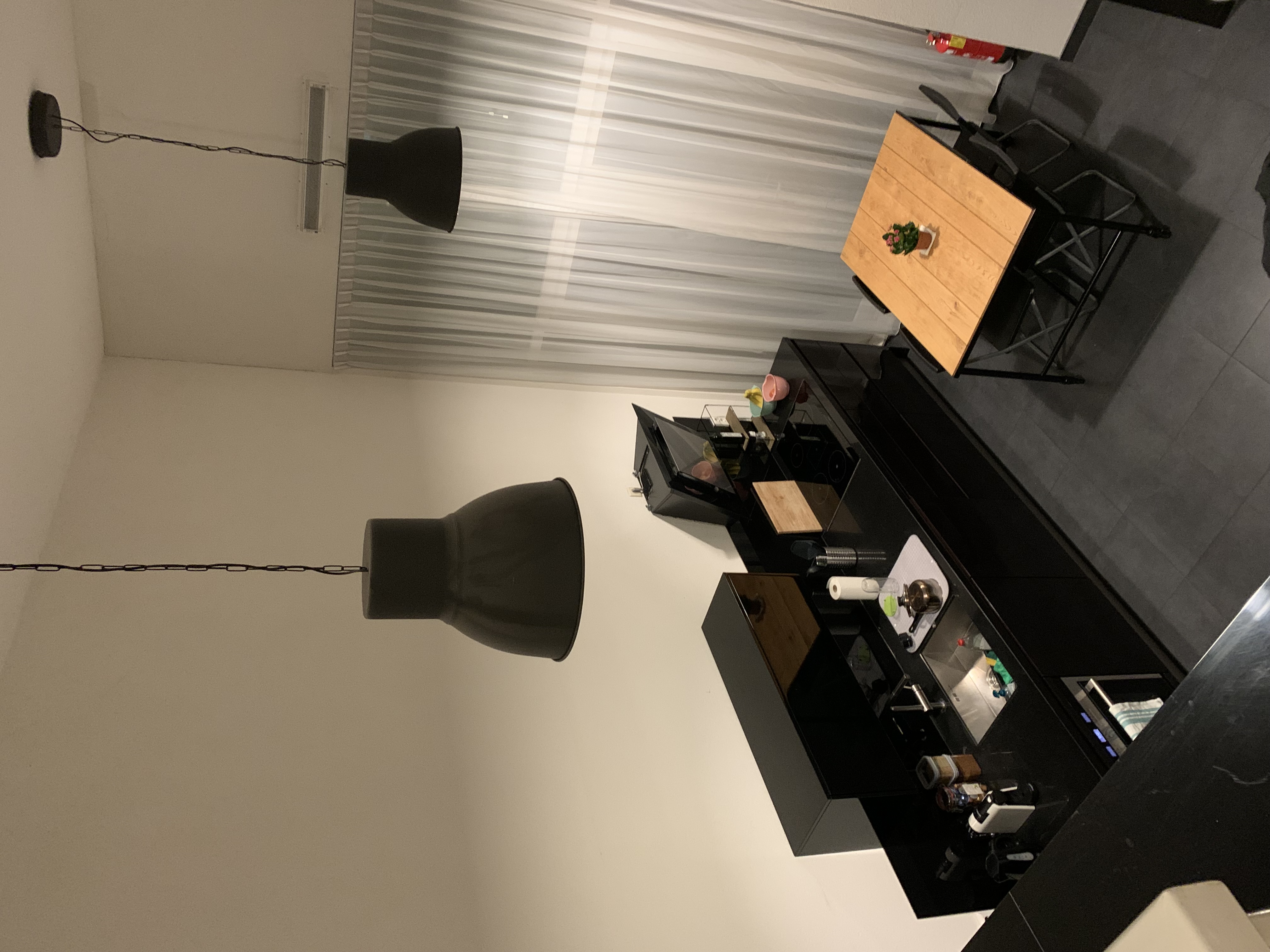 Te huur: Amsterdam / €1000 p.m. / 14m2