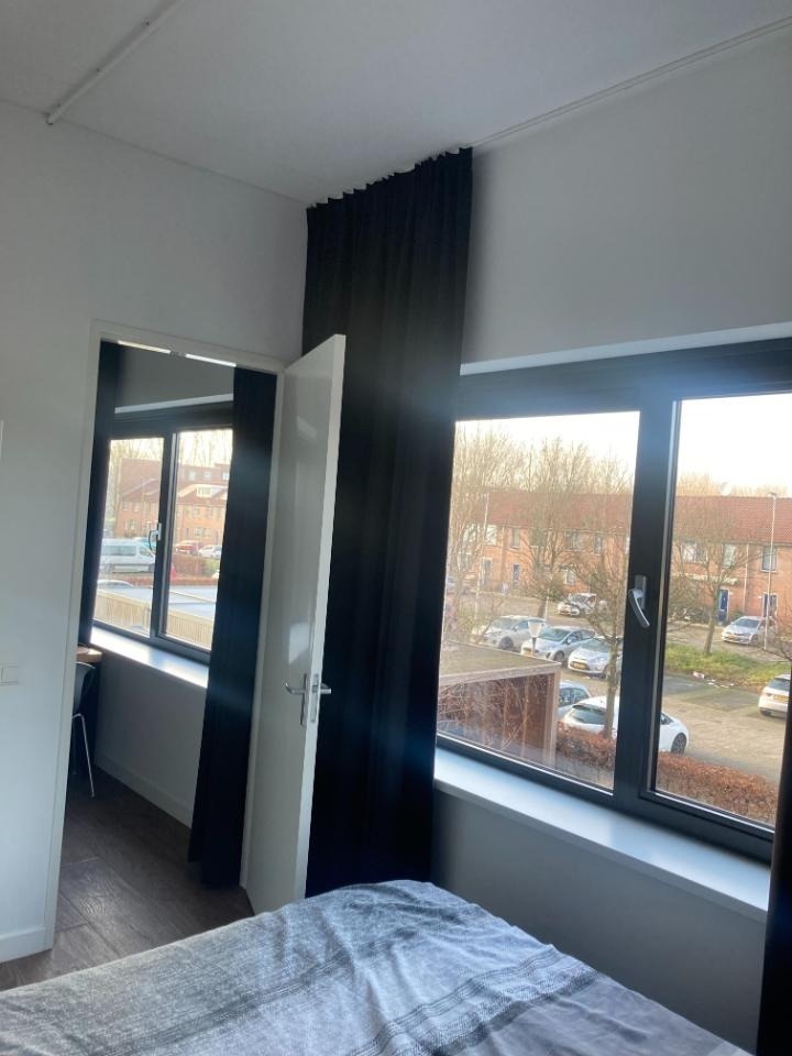 Te huur: Capelle aan den IJssel / €950,00 p.m. / 12,00m2