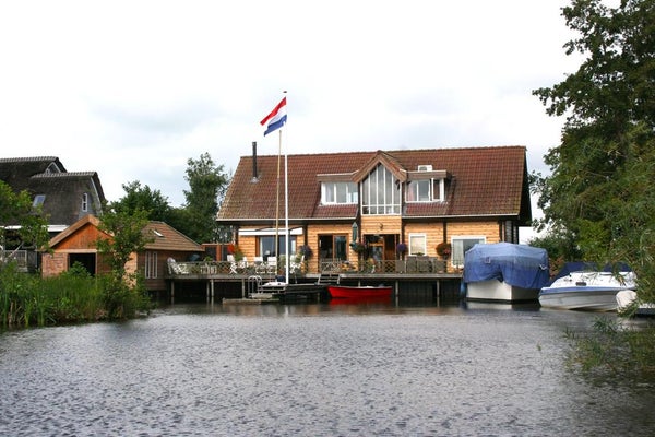 For rent: Loosdrecht / €3000.00 p.m. / 150.00m2