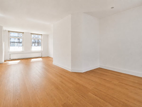 Te huur:  Amsterdam  / €2400 p.m. / 116m2