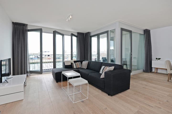 For rent: Den Haag / €2950 p.m. / 114m2