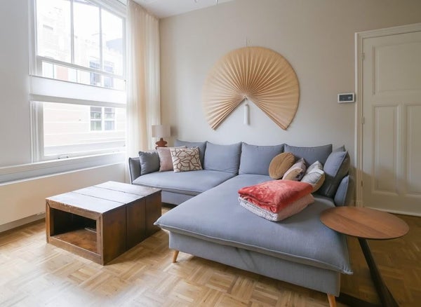 Te huur:  Den Haag  / €3500,00 p.m. / 120,00m2