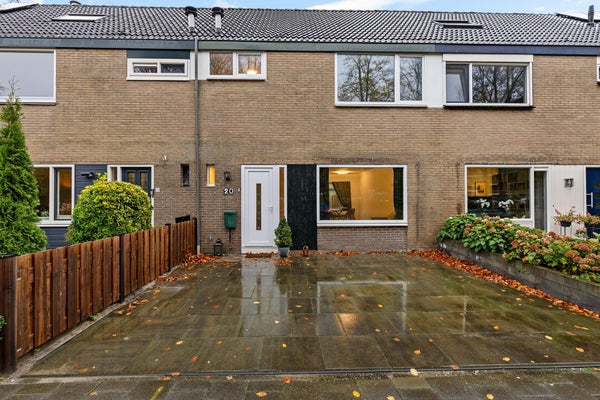 Te huur:  Purmerend  / €2200 p.m. / 129m2