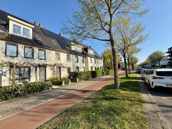 Te huur:  Amstelveen  / €3750,00 p.m. / 130,00m2
