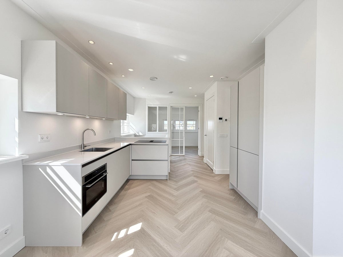 For rent: Amsterdam / €2800.00 p.m. / 72.00m2