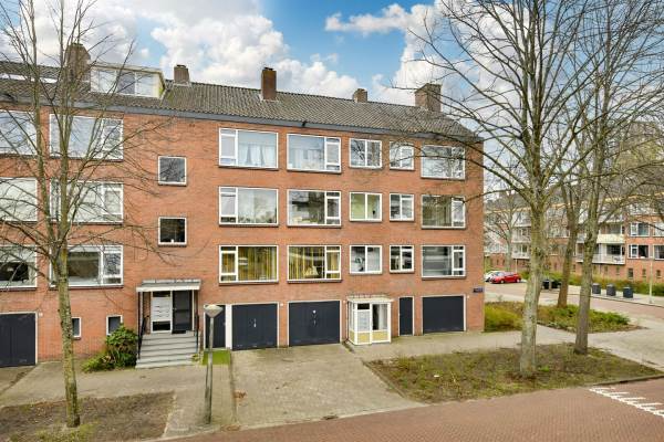 For rent: Amsterdam / €990.00 p.m. / 65.00m2