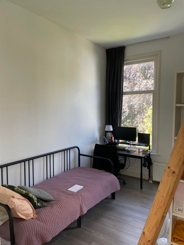 For rent: Leiden / €565675.00 p.m. / 14.00m2