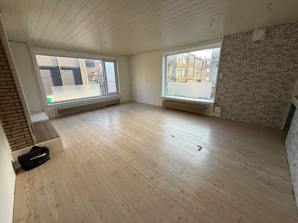 Te huur:  Dordrecht  / €1645 p.m. / 143m2