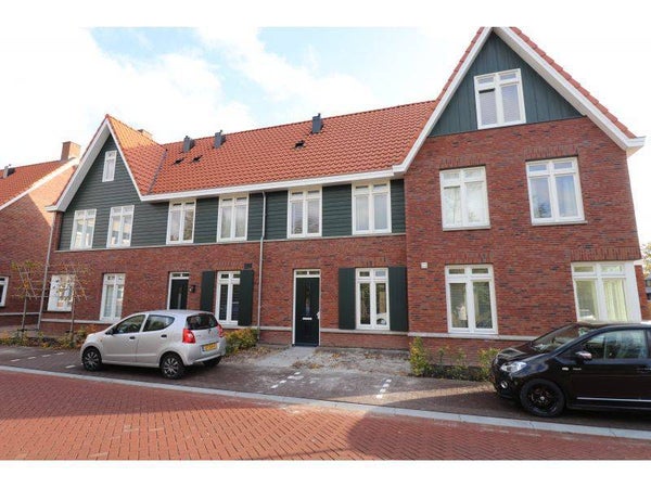 For rent: Waalre / €2450 p.m. / 125m2