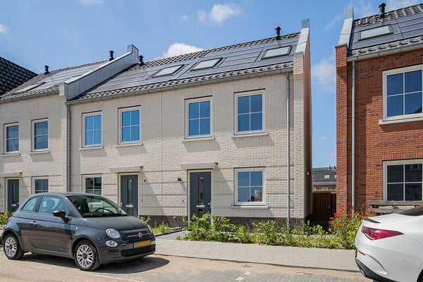 Te huur:  Zevenhuizen  / €2700,00 p.m. / 156,00m2