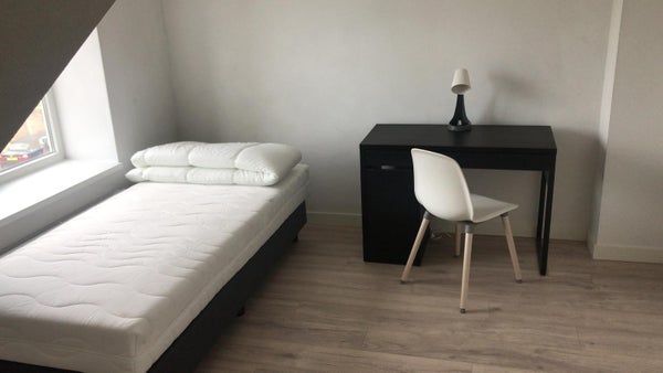 For rent: Enschede / €565625.00 p.m. / 10.00m2