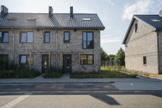 For rent: Roermond / €1895 p.m. / 164m2