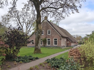 Te huur: Zeijen / €2500,00 p.m. / 402,00m2