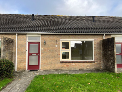 For rent: Leens