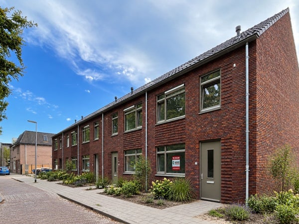 For rent:  Deventer  / €2550 p.m. / 114m2