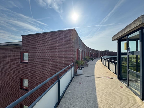Te huur:  Zoetermeer  / €2295 p.m. / 103m2