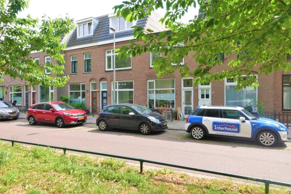 Te huur:  Utrecht  / €2950 p.m. / 104m2