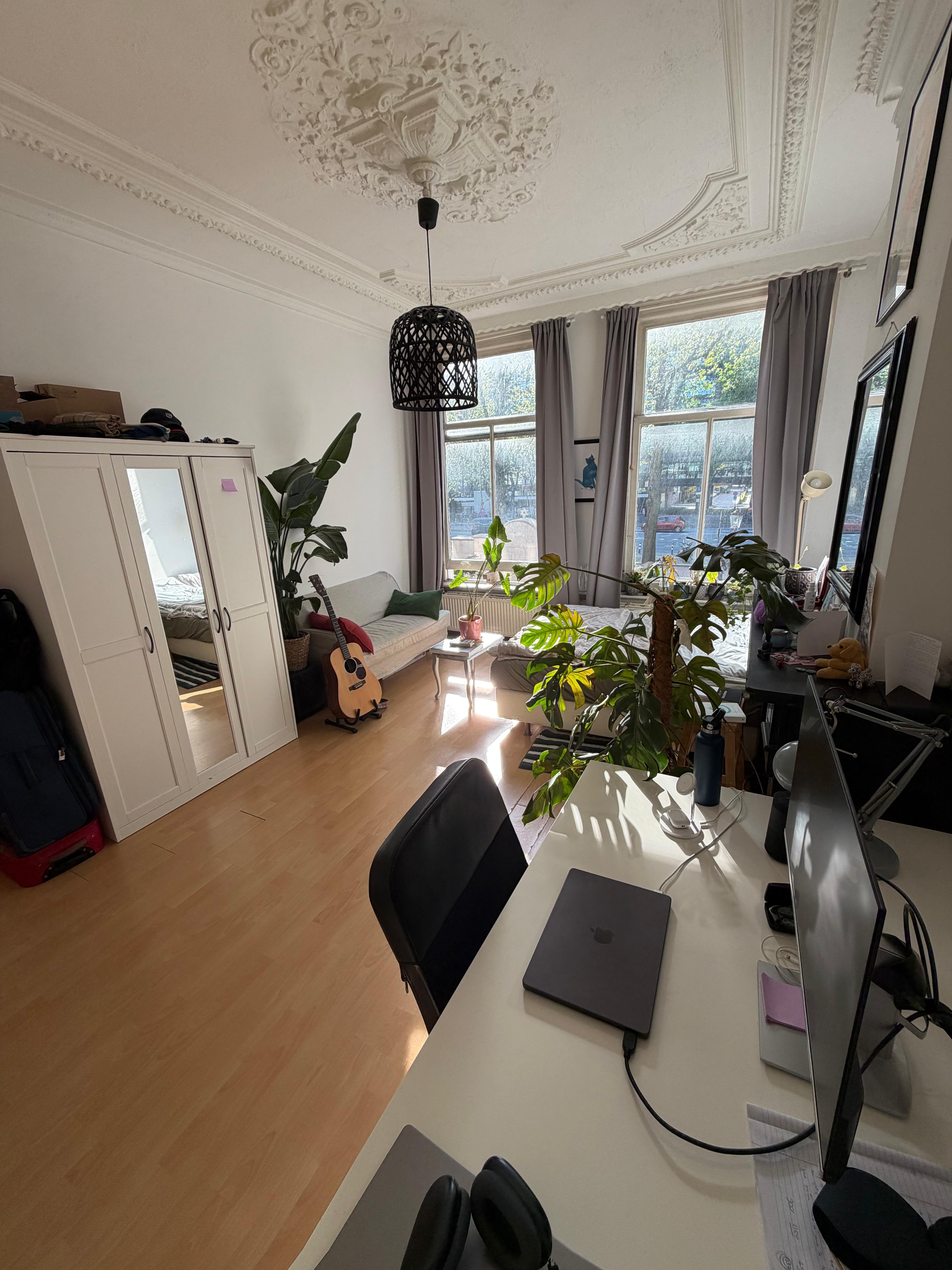 Te huur: Amsterdam