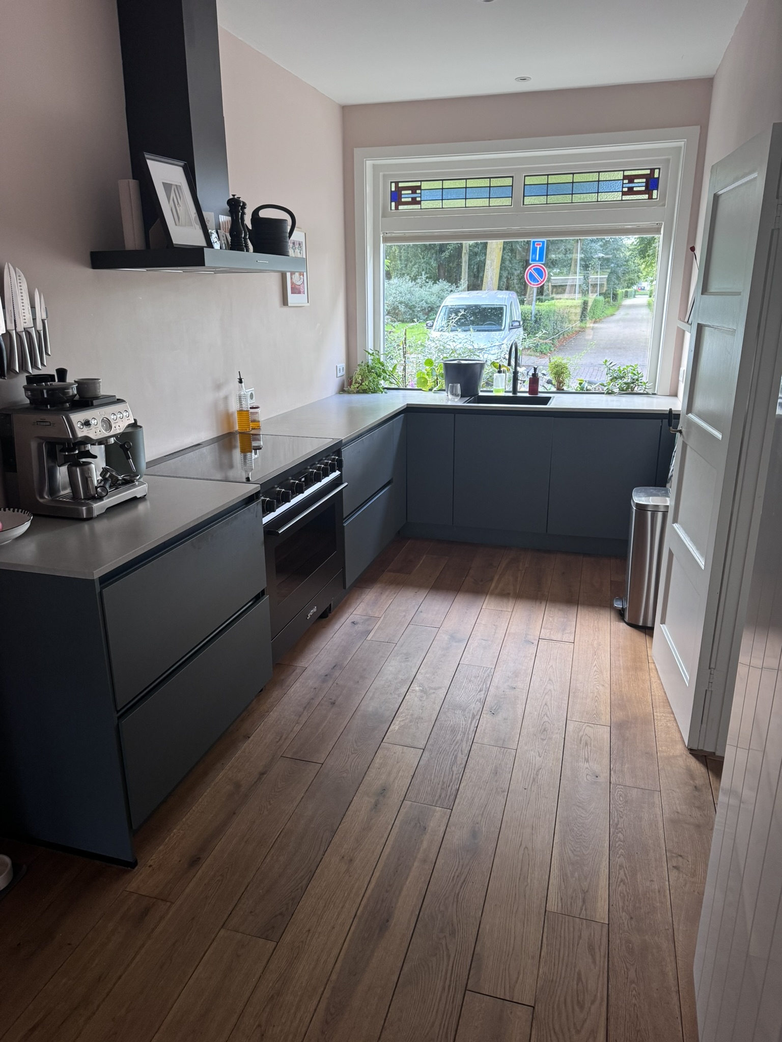 Te huur: Utrecht / €2000 p.m. / 100m2