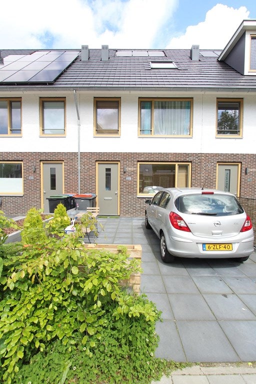Te huur: Uithoorn / €2750,00 p.m. / 142,00m2