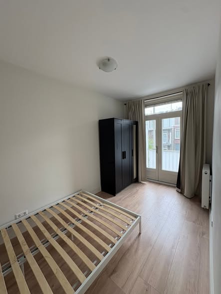 For rent: Amsterdam / €900.00 p.m. / 10.00m2