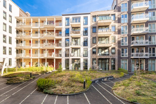 Te huur: Diemen / €2350,00 p.m. / 80,00m2