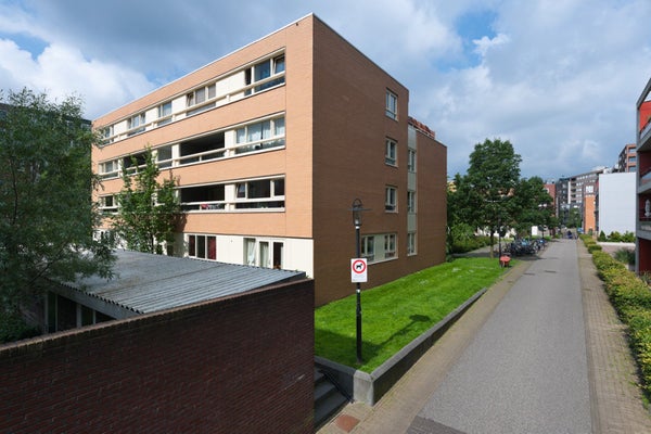 For rent: Amsterdam / €2210 p.m. / 114m2