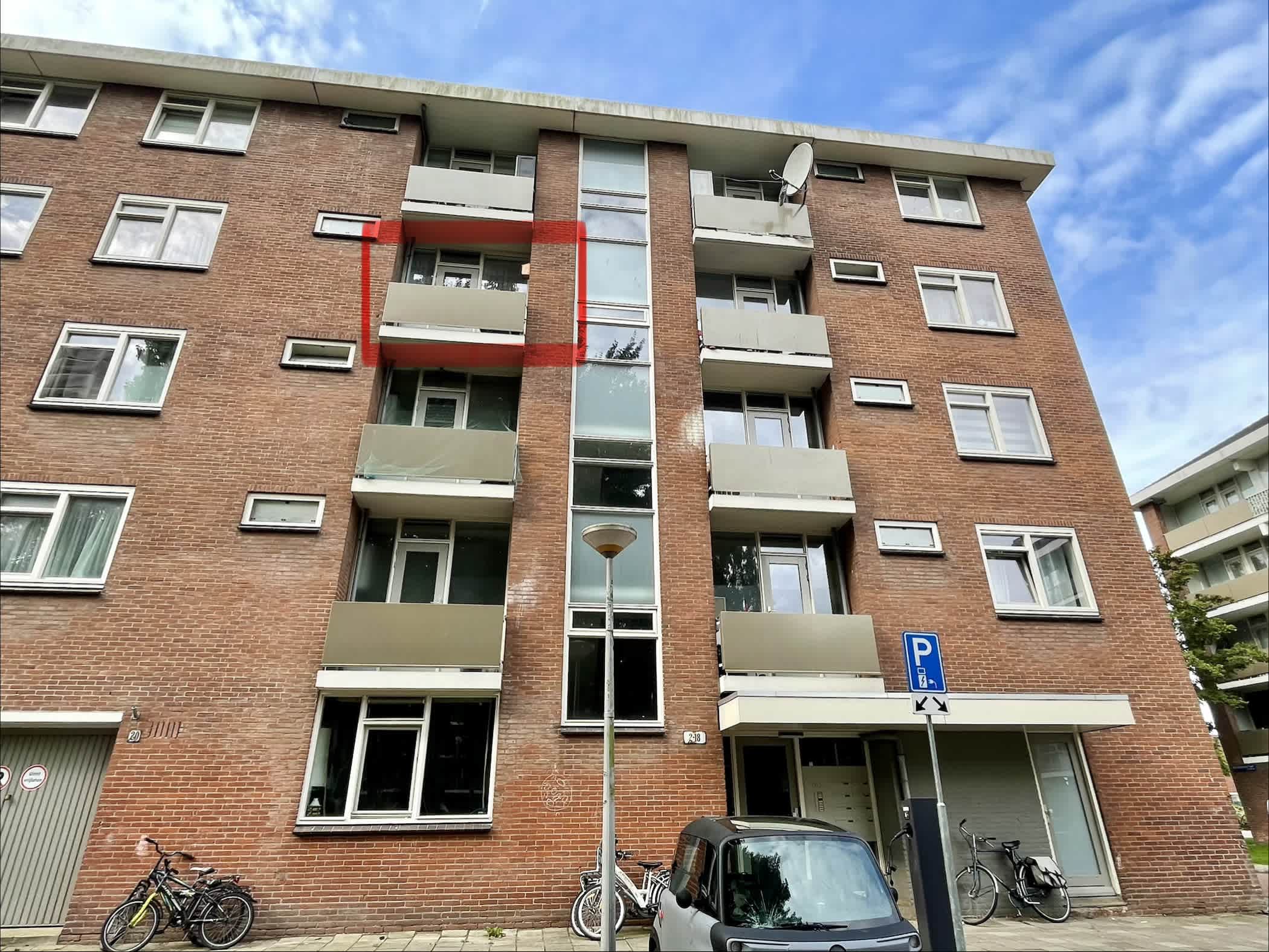 For rent: Amsterdam / €1207 p.m. / 61m2