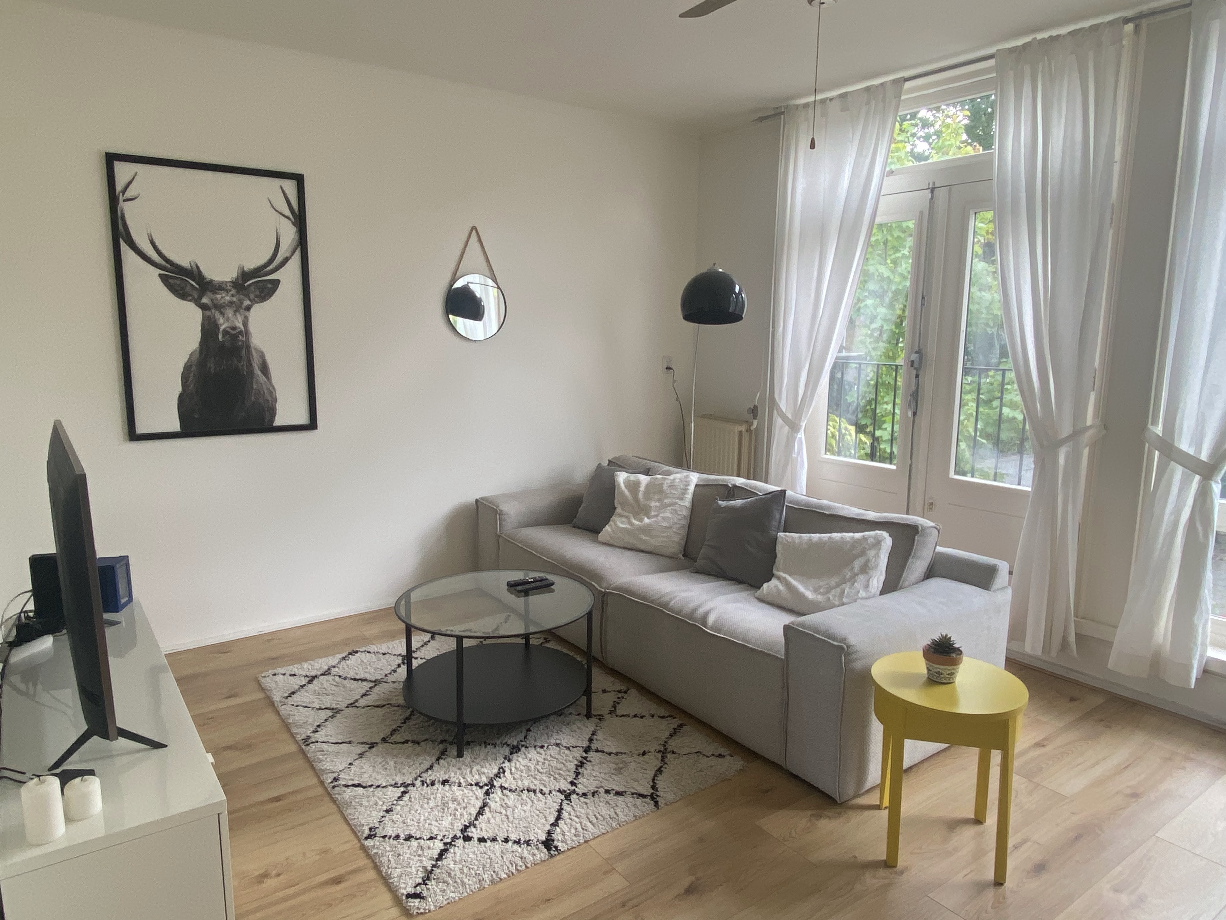 For rent: Amstelveen / €500 p.m. / 85m2