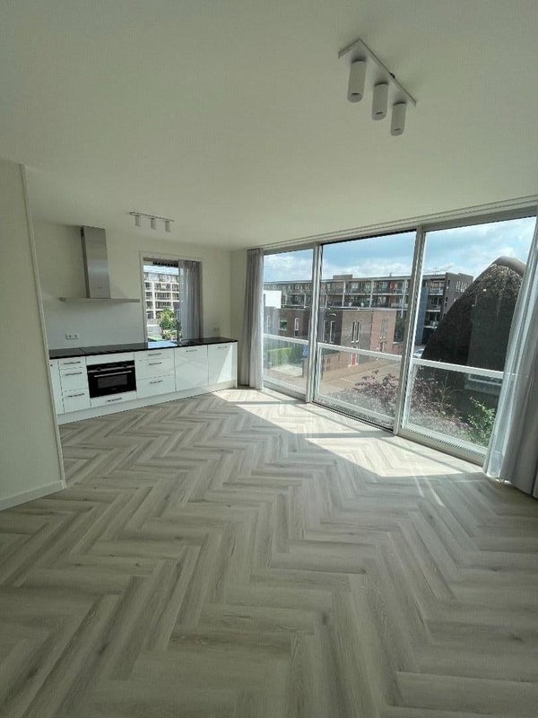 Te huur:  Amsterdam  / €2500,00 p.m. / 65,00m2