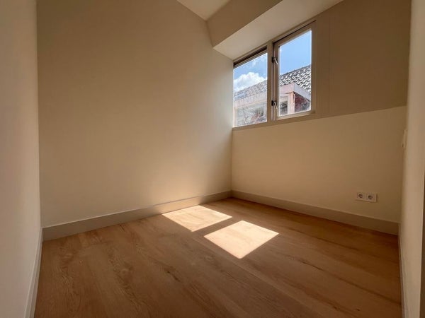 For rent:  Leiden  / €2250 p.m. / 70m2