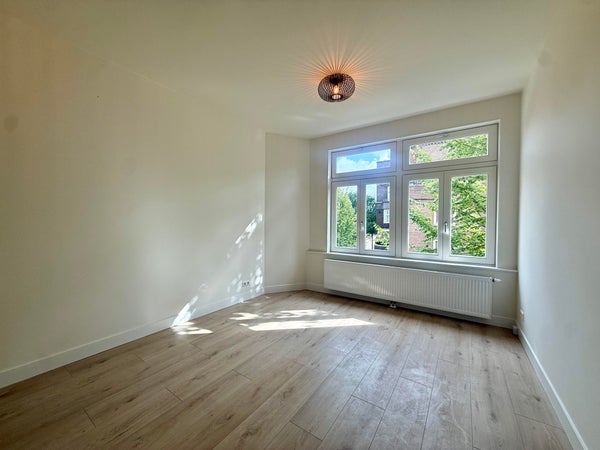 Te huur:  Amsterdam  / €2499 p.m. / 55m2