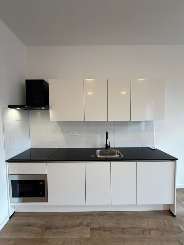 For rent: Enschede / €1630 p.m. / 66m2