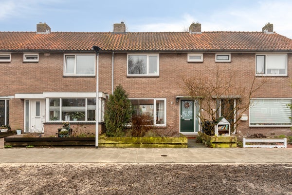 Te huur:  Purmerend  / €2150 p.m. / 84m2