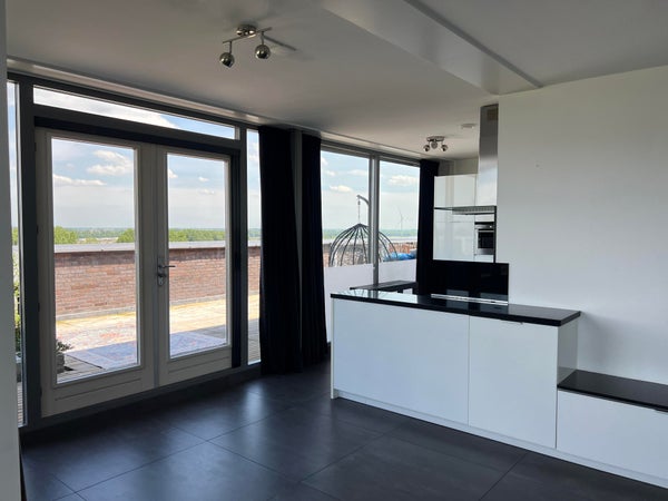 For rent: Leiden / €29252950.00 p.m. / 102.00m2