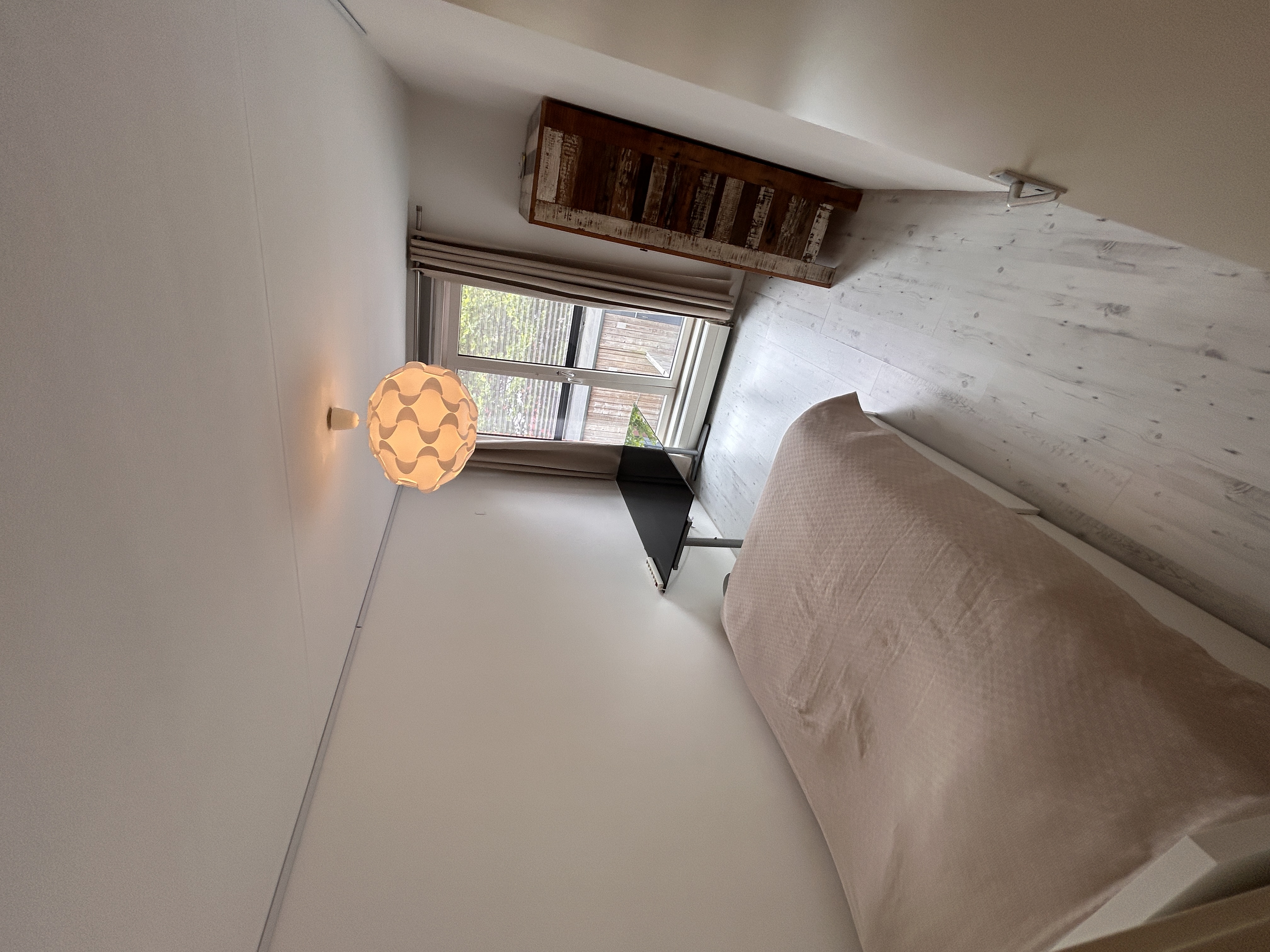 For rent: Amsterdam / €650 p.m. / 11m2