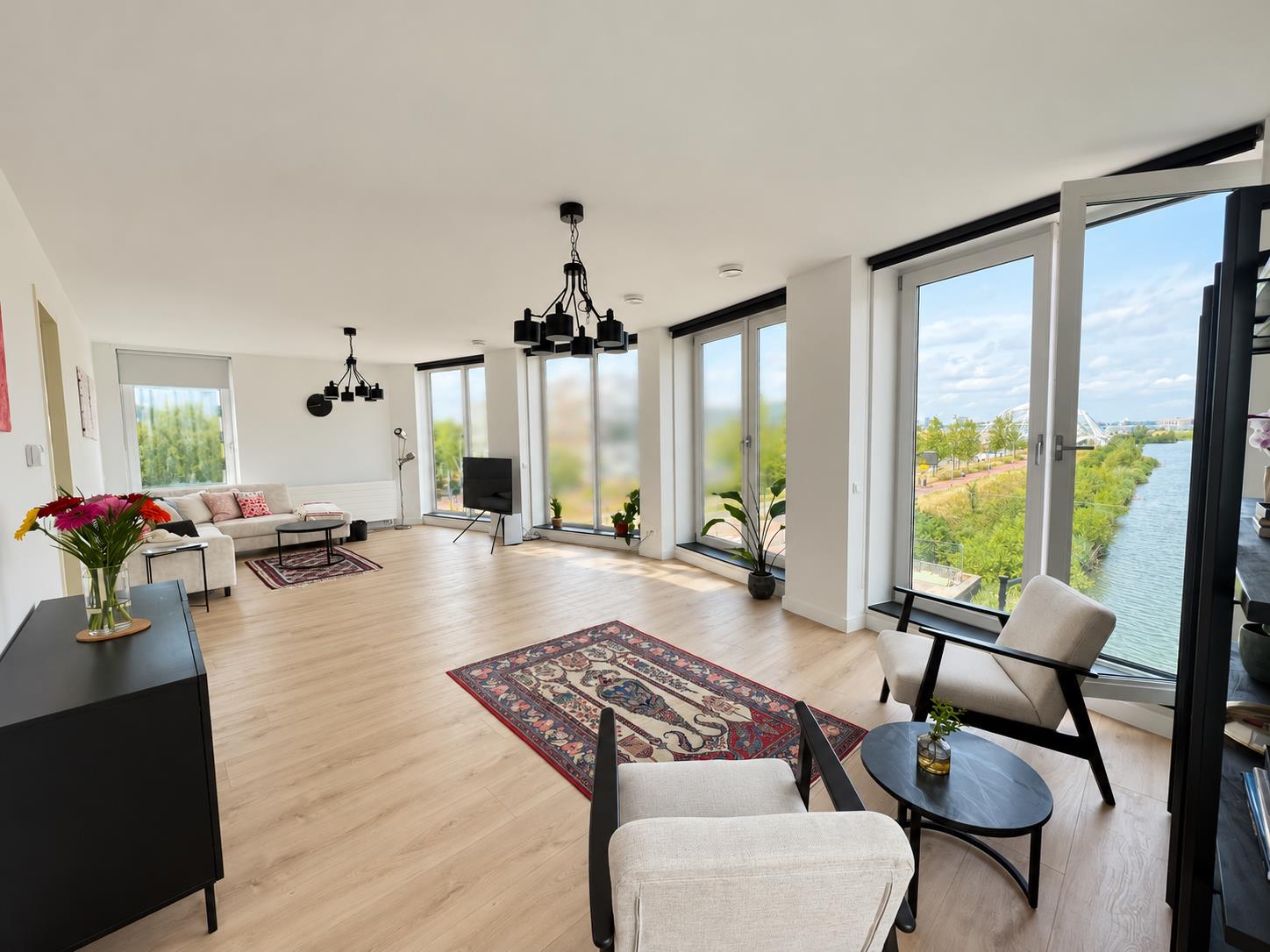 Te huur: Amsterdam / €2600 p.m. / 114m2