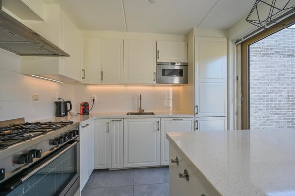 Te huur:  Amstelveen  / €3850 p.m. / 137m2