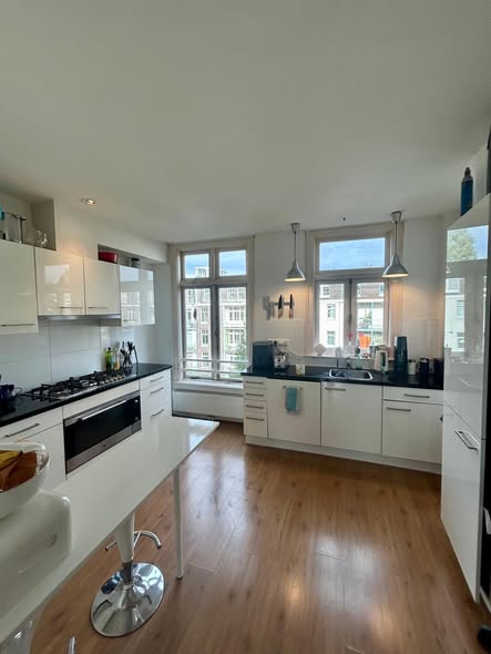 For rent: Amsterdam / €700.00 p.m. / 24.00m2