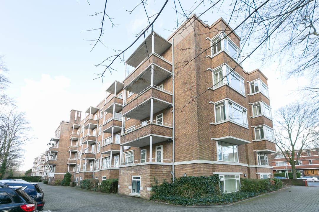 For rent: Den Haag / €1650 p.m. / 148m2