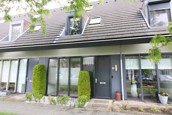 For rent: Veldhoven / €20902100 p.m. / 112m2