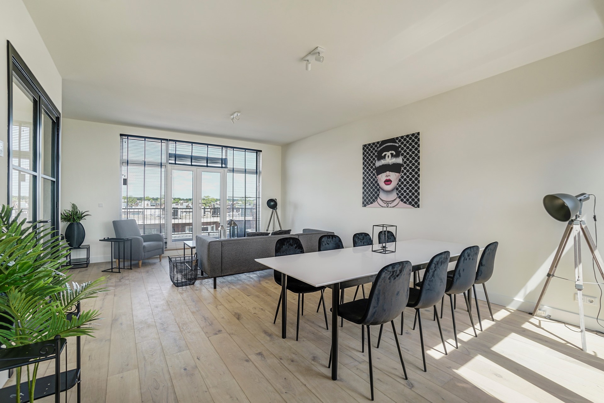 For rent: Den Haag / €2995.00 p.m. / 155.00m2