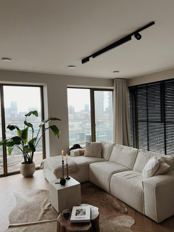 For rent:  Rotterdam  / €2305 p.m. / 84m2