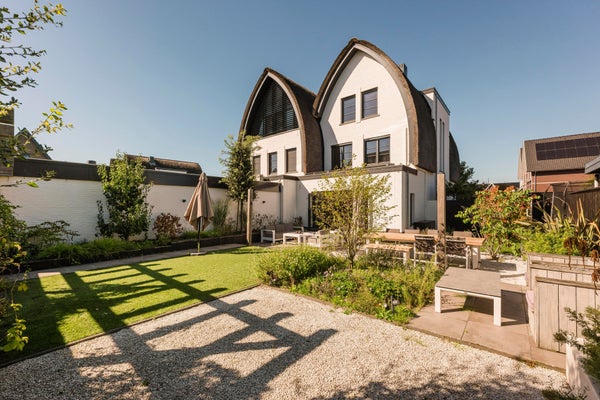 Te huur:  Badhoevedorp  / €6000 p.m. / 252m2