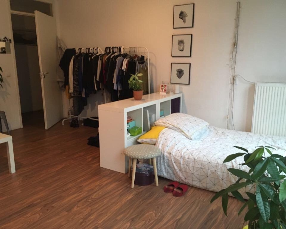 For rent: Amsterdam / €1350 p.m. / 25m2